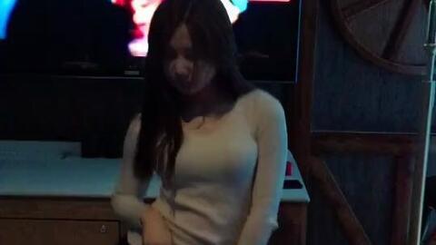 美女穿丝袜 摸裤裆视频,一瞥私密瞬间，揭秘美女裤裆神秘面纱