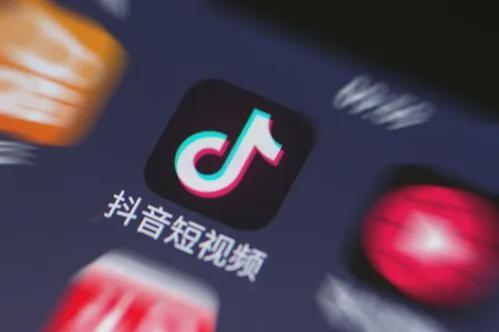 抖音爆料的圈内瓜可信吗,圈内瓜可信度揭秘，真相究竟如何？